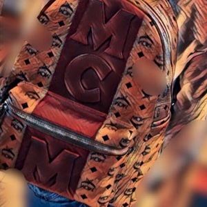 Meet your Posher, Roderick